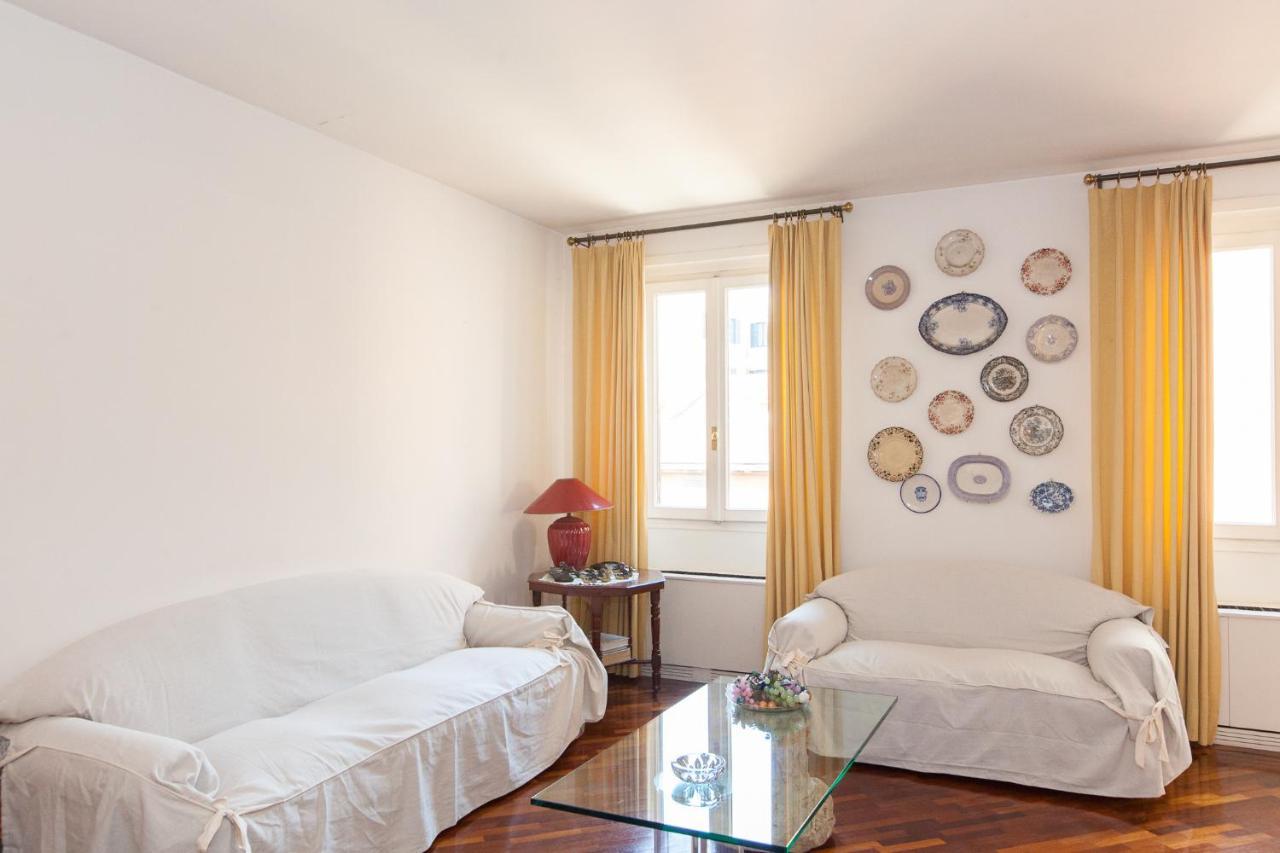 Apartment Dora Trevi *